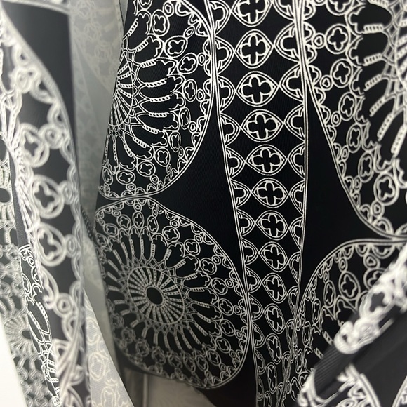 J. McLaughlin Black White Geo Print Faux Wrap Catalina Cloth Dress XS Career - Picture 7 of 11